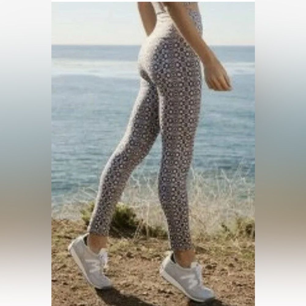Anthropologie Daily Practice High Rise Leggings Women's Size M Boho Made in USA